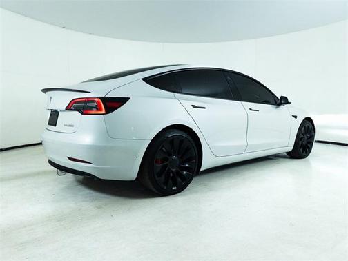 2023 Tesla Model 3 Performance
