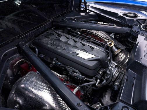 Rapid Blue 2024 Chevrolet Corvette Stingray w/1LT