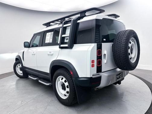 2023 Land Rover Defender 110 S