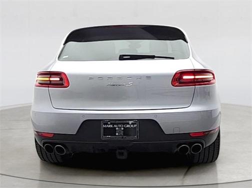 2017 Porsche Macan Base