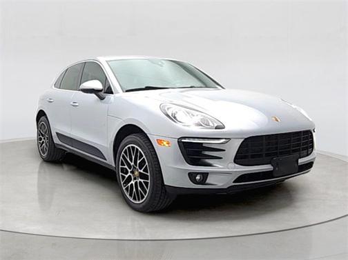 2017 Porsche Macan Base