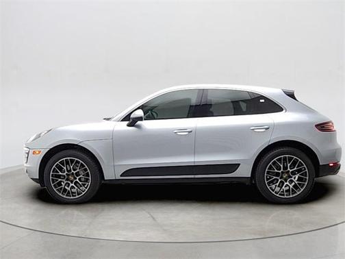 2017 Porsche Macan Base