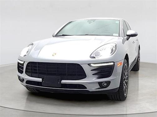 2017 Porsche Macan Base