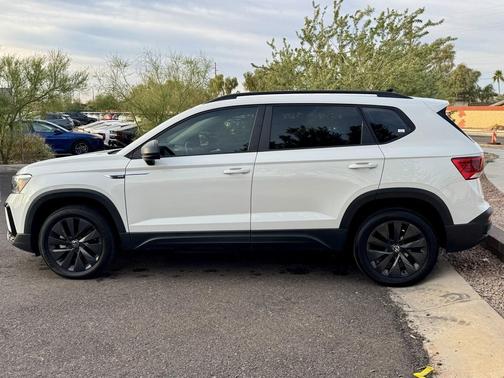 2022 Volkswagen Taos 1.5T S