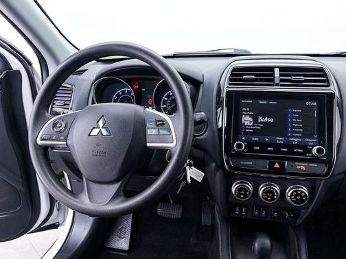 Pearl White 2020 Mitsubishi Outlander Sport 2.0 ES