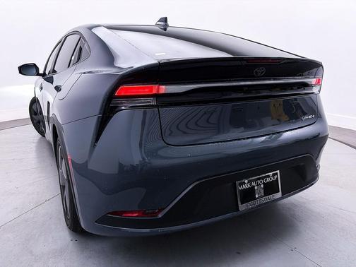 2025 Toyota Prius Plug-In Hybrid XSE Premium