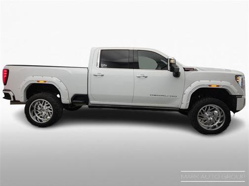 2024 GMC Sierra 2500 Denali