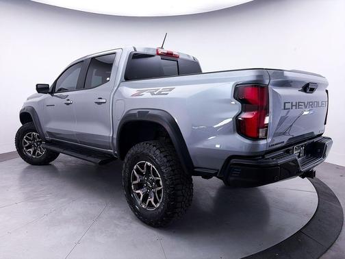 Sterling Gray Metallic 2024 Chevrolet Colorado ZR2