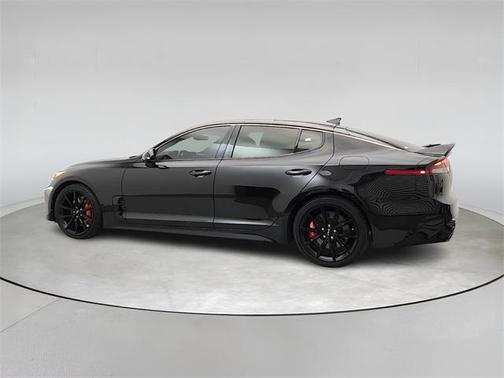 2022 Kia Stinger GT2