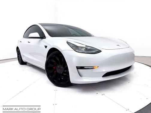 Pearl White Multi-Coat 2021 Tesla Model 3 Performance