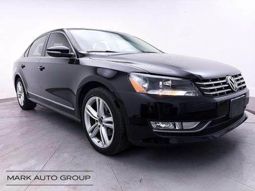 2012 Volkswagen Passat Base