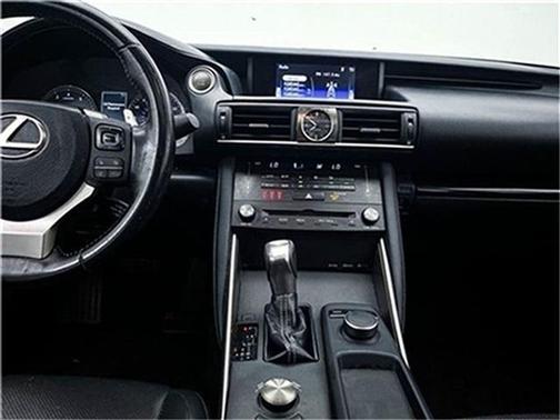 2018 Lexus IS 300 Base