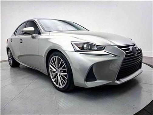 2018 Lexus IS 300 Base