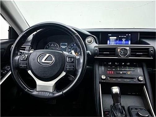 2018 Lexus IS 300 Base