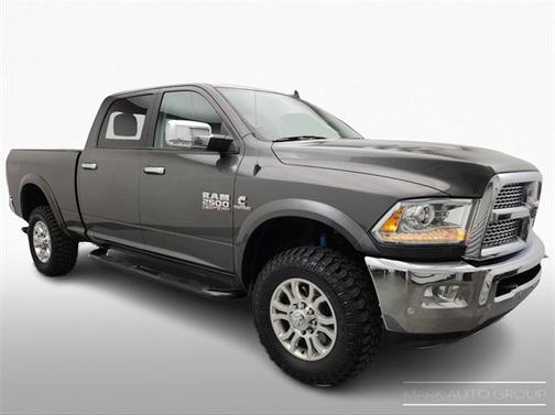 2018 RAM 2500 Laramie Crew Cab 4x4 6'4' Box