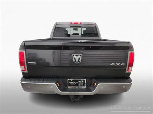 2018 RAM 2500 Laramie Crew Cab 4x4 6'4' Box