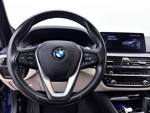 2019 BMW 540 540i