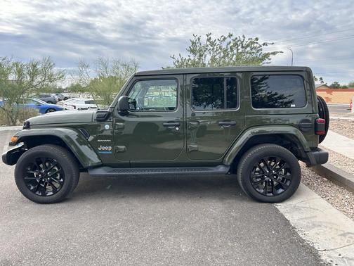 2022 Jeep Wrangler Unlimited 4xe Sahara