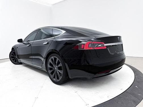 2020 Tesla Model S Long Range Plus