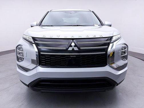 2025 Mitsubishi Outlander ES 2.5 S-AWC