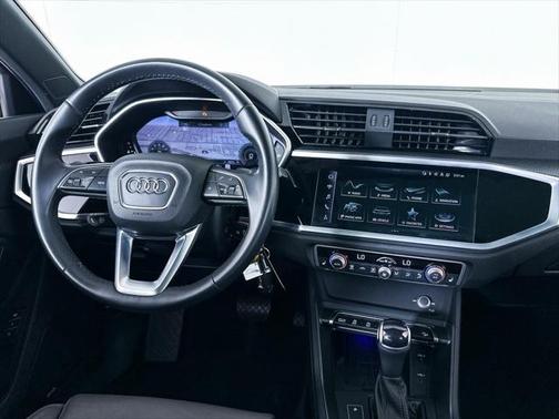 2022 Audi Q3 45 S line Premium Plus