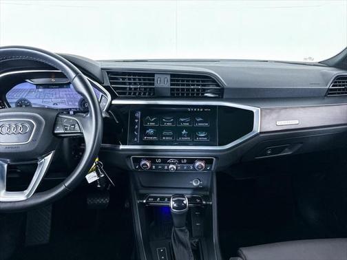 2022 Audi Q3 45 S line Premium Plus