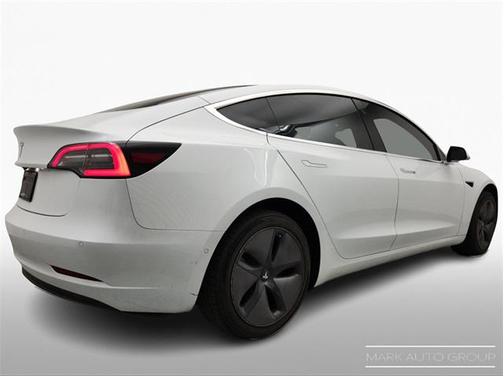 2020 Tesla Model 3 Standard Range