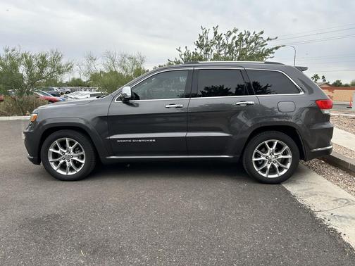 2016 Jeep Grand Cherokee Summit