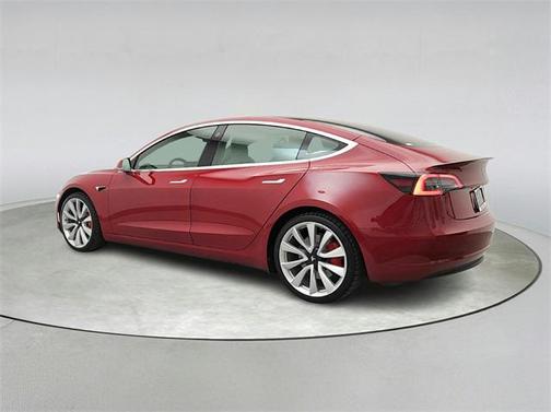 2018 Tesla Model 3 Long Range
