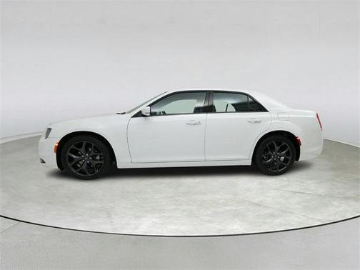 2022 Chrysler 300 S