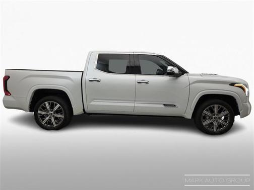 2023 Toyota Tundra Hybrid Capstone