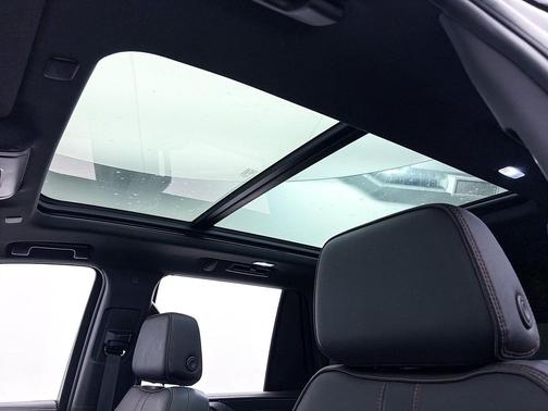 2023 Chevrolet Tahoe 4WD RST