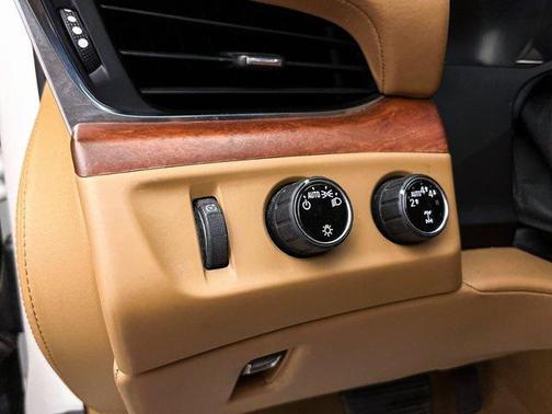 2017 Cadillac Escalade ESV Platinum