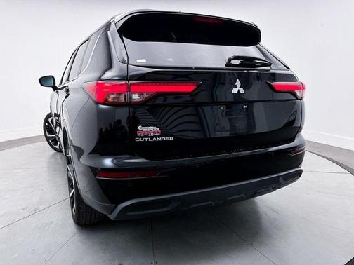 2022 Mitsubishi Outlander ES 2.5 S-AWC