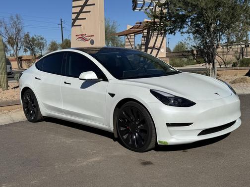 2023 Tesla Model 3 Performance