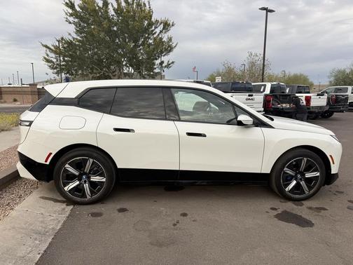 2023 BMW iX xDrive50