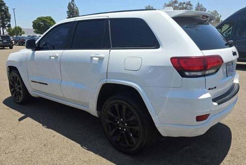2018 Jeep Grand Cherokee Altitude