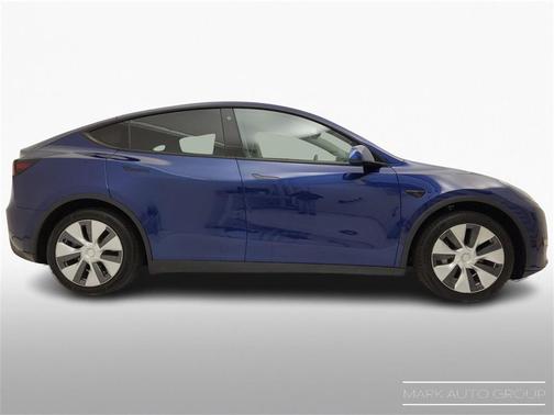 2021 Tesla Model Y Standard Range Rear-Wheel Drive