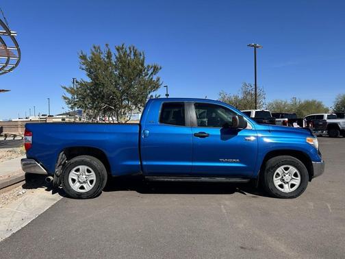 2017 Toyota Tundra SR5
