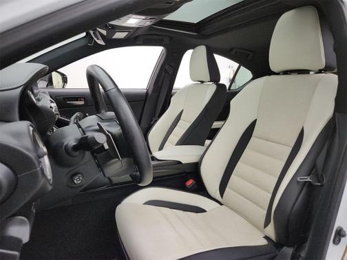 2022 Lexus IS 350 Base