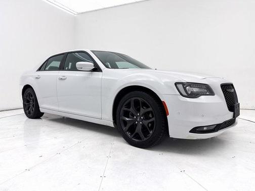 2022 Chrysler 300 S
