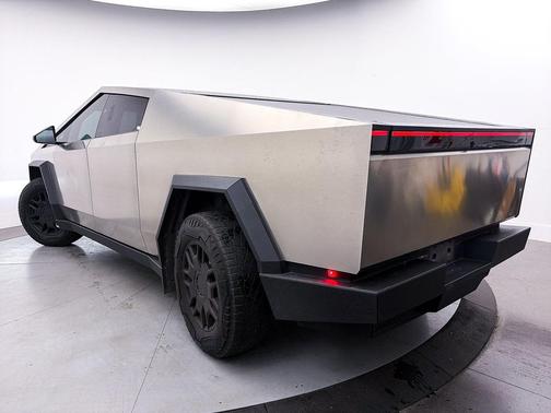 2024 Tesla Cybertruck All-Wheel Drive