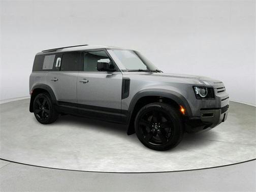 2022 Land Rover Defender 110 X-Dynamic SE