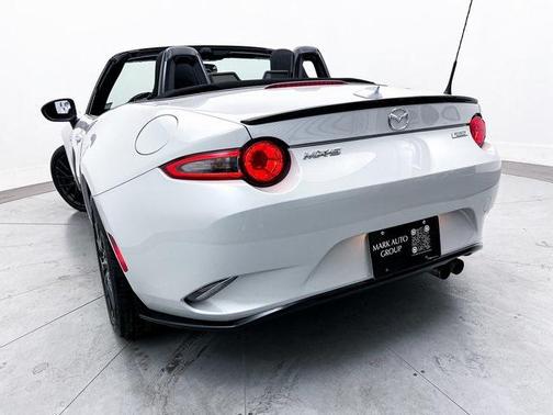 2016 Mazda MX-5 Miata Club