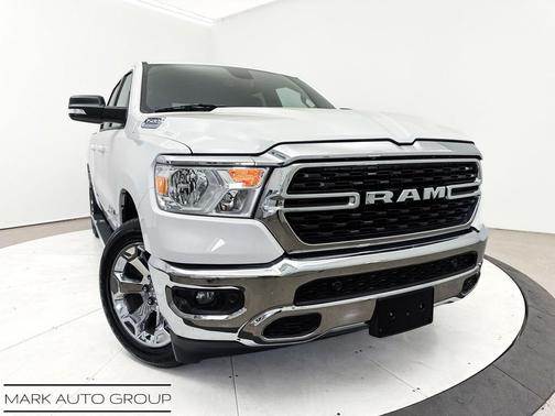 Bright White Clearcoat 2022 RAM 1500 Big Horn/Lone Star