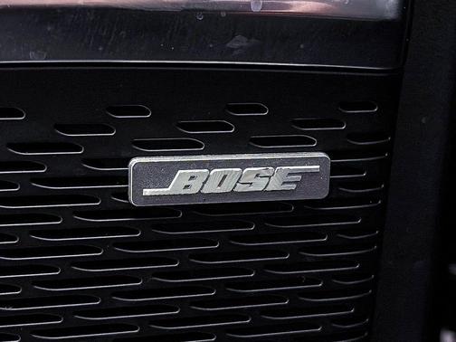 Mosaic Black Metallic 2024 Chevrolet Traverse RS