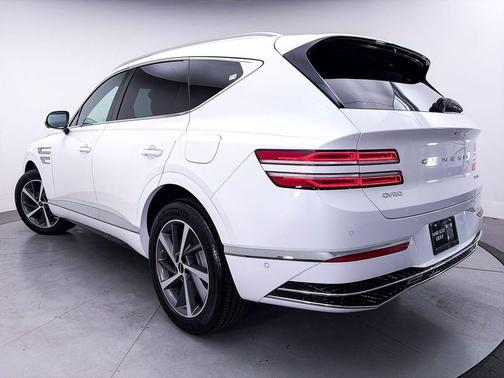 Uyuni White 2025 Genesis GV80 3.5T