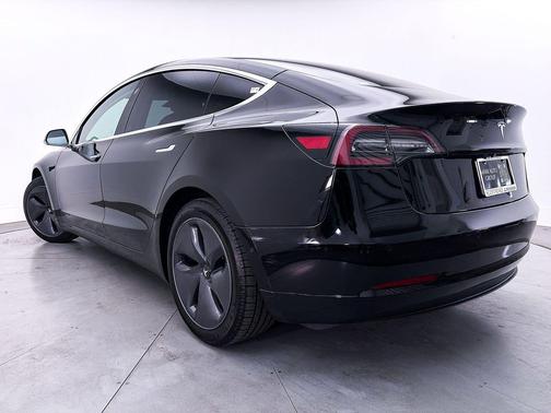 Solid Black 2020 Tesla Model 3 Standard Range Plus
