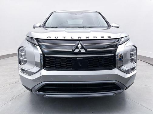 2025 Mitsubishi Outlander SE 2.5 2WD