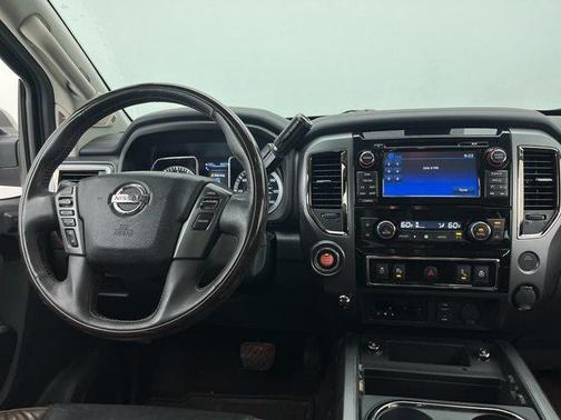 2017 Nissan Titan Platinum Reserve